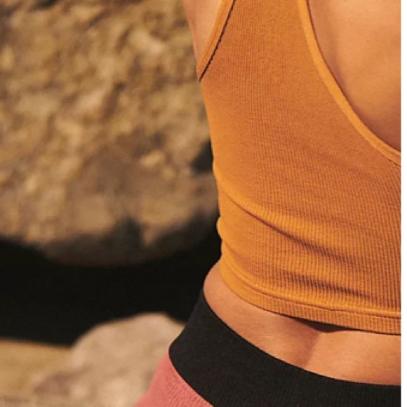 NEW Free People Happiness Runs Long Crop Tank Size XS/S (0-6) Light Earth Color - Picture 4 of 7